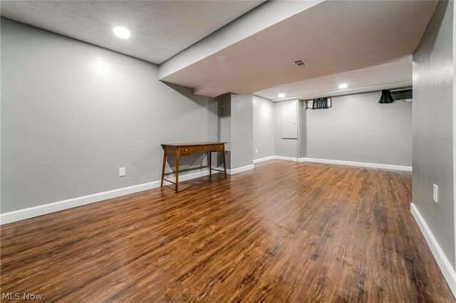 427 Armour Road, Avon Lake, OH 44012