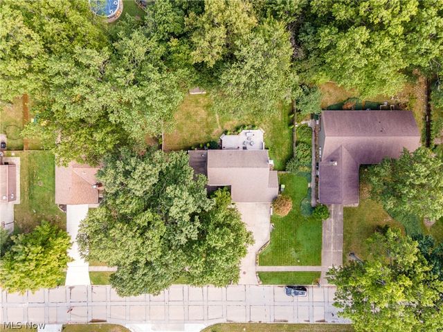 427 Armour Road, Avon Lake, OH 44012