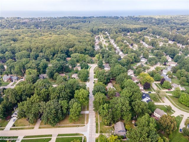 427 Armour Road, Avon Lake, OH 44012
