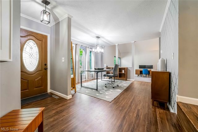 427 Armour Road, Avon Lake, OH 44012