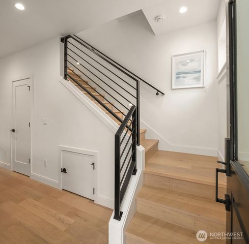 503 S Henderson Street, Seattle, WA 98108