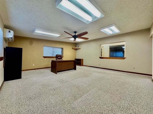 321 N West Street, Buffalo Gap, TX 79508
