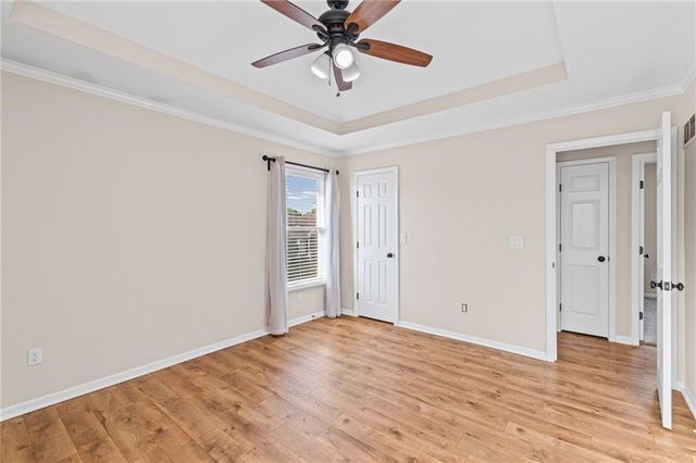 7205 N Hickory Street, Kansas City, MO 64118