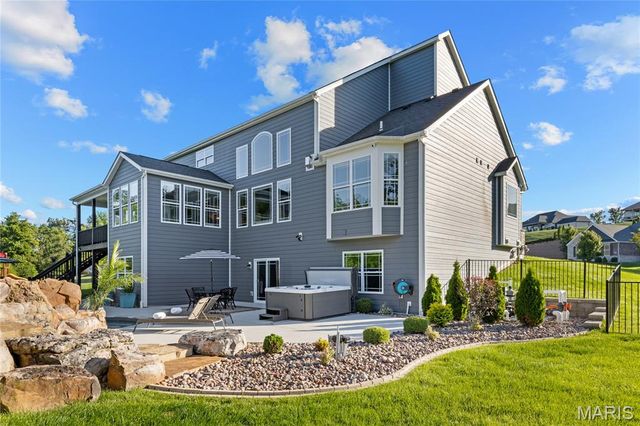 216 Westleigh Court, O'fallon, MO 63385