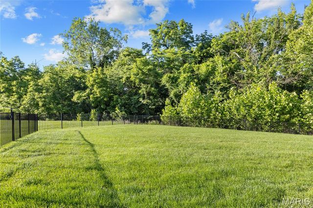 216 Westleigh Court, O'fallon, MO 63385