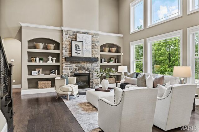 216 Westleigh Court, O'fallon, MO 63385