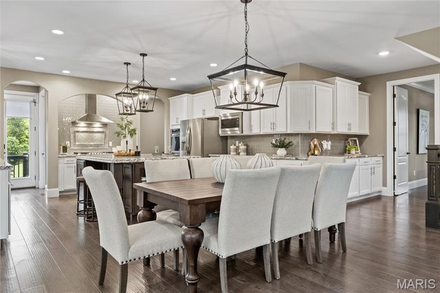 216 Westleigh Court, O'fallon, MO 63385