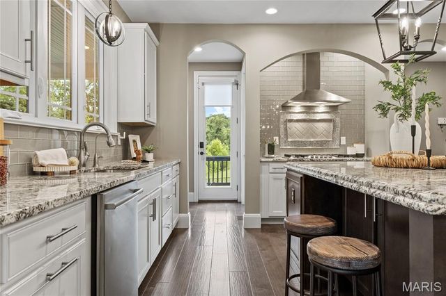 216 Westleigh Court, O'fallon, MO 63385