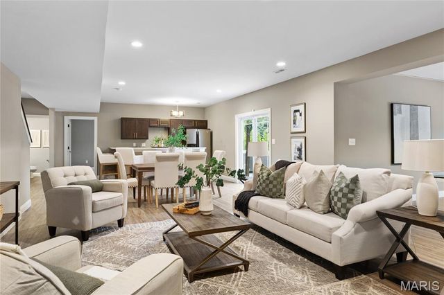 216 Westleigh Court, O'fallon, MO 63385