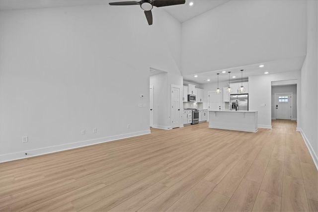 412 Crestcreek Drive, Anderson, SC 29621