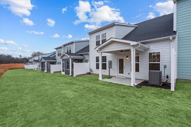 412 Crestcreek Drive, Anderson, SC 29621