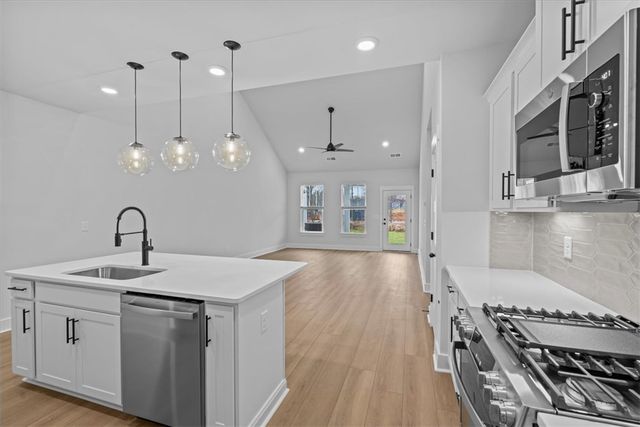 412 Crestcreek Drive, Anderson, SC 29621