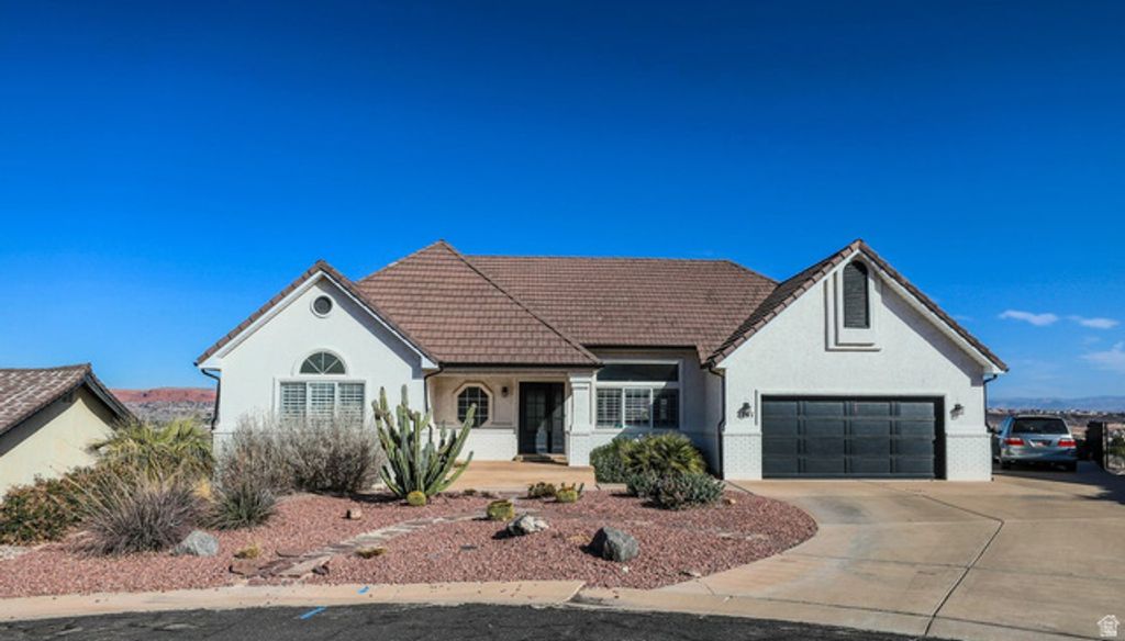 2261 S ENGELMANN PL, St. George, UT 84790
