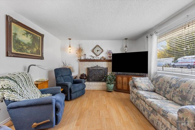 1222 Teton, Caldwell, ID 83605