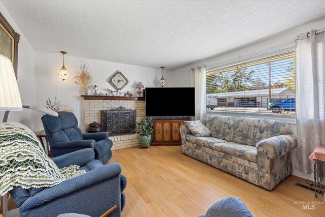 1222 Teton, Caldwell, ID 83605