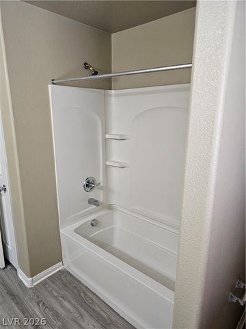 320 Snow Dome Avenue, North Las Vegas, NV 89031