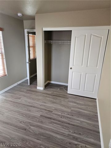 320 Snow Dome Avenue, North Las Vegas, NV 89031