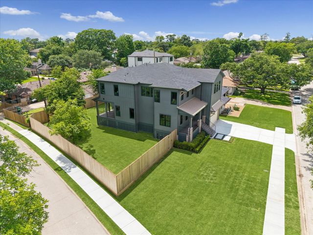 2203 Cheshire Lane, Houston, TX 77018