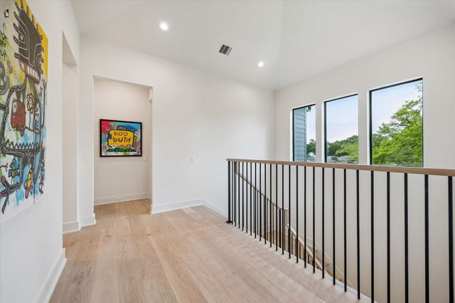 2203 Cheshire Lane, Houston, TX 77018