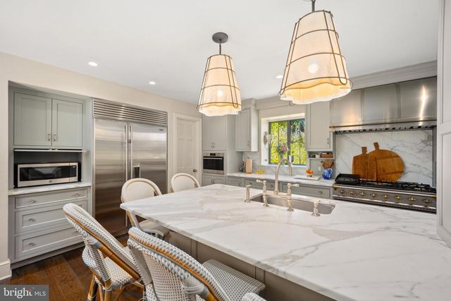 317 AIRDALE RD, Bryn Mawr, PA 19010