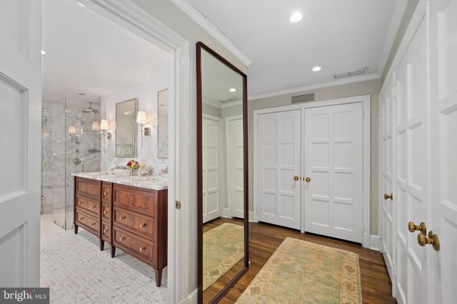 317 AIRDALE RD, Bryn Mawr, PA 19010