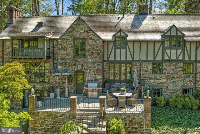 317 AIRDALE RD, Bryn Mawr, PA 19010