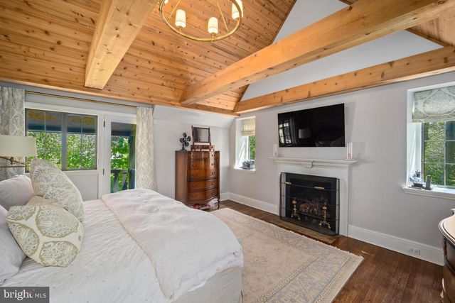 317 AIRDALE RD, Bryn Mawr, PA 19010