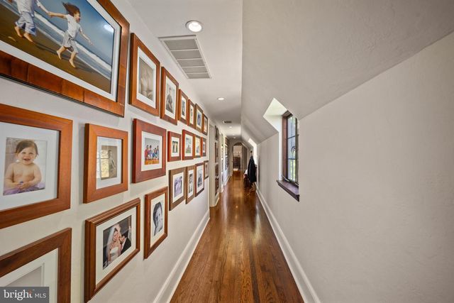 317 AIRDALE RD, Bryn Mawr, PA 19010