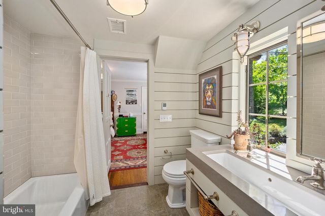 317 AIRDALE RD, Bryn Mawr, PA 19010