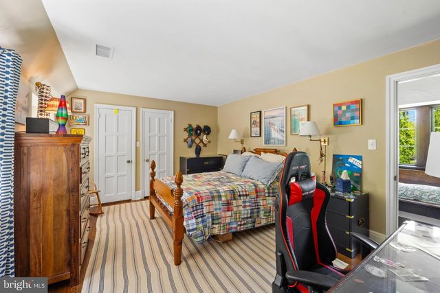 317 AIRDALE RD, Bryn Mawr, PA 19010