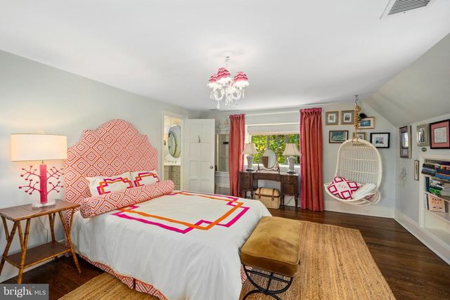 317 AIRDALE RD, Bryn Mawr, PA 19010