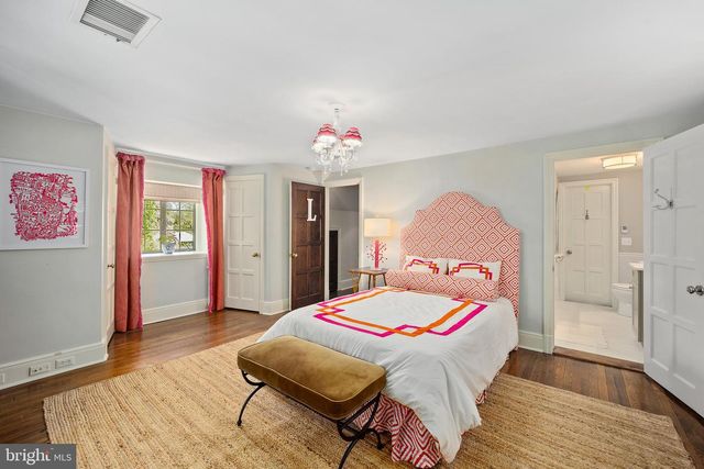 317 AIRDALE RD, Bryn Mawr, PA 19010