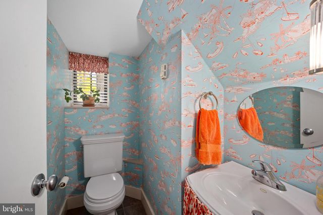 317 AIRDALE RD, Bryn Mawr, PA 19010
