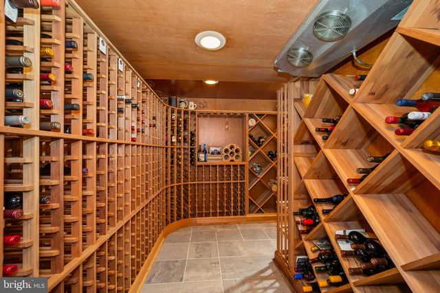 317 AIRDALE RD, Bryn Mawr, PA 19010