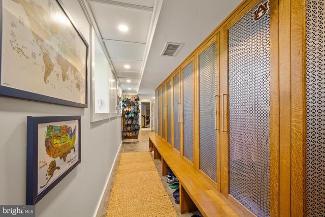 317 AIRDALE RD, Bryn Mawr, PA 19010