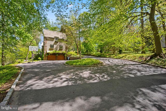 317 AIRDALE RD, Bryn Mawr, PA 19010