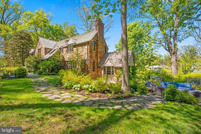317 AIRDALE RD, Bryn Mawr, PA 19010