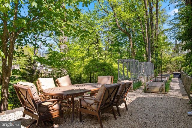 317 AIRDALE RD, Bryn Mawr, PA 19010