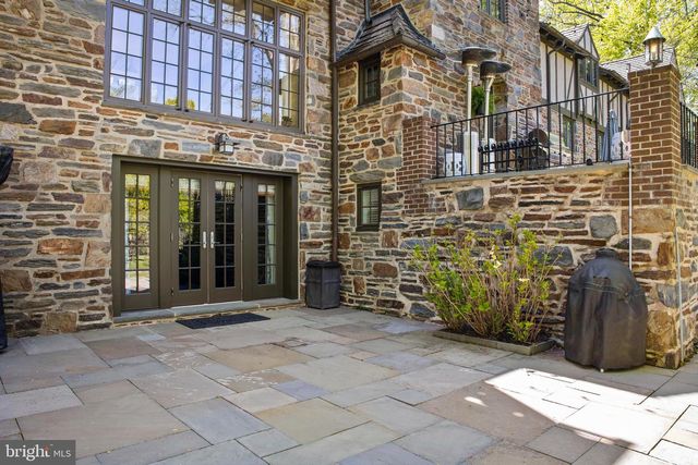 317 AIRDALE RD, Bryn Mawr, PA 19010