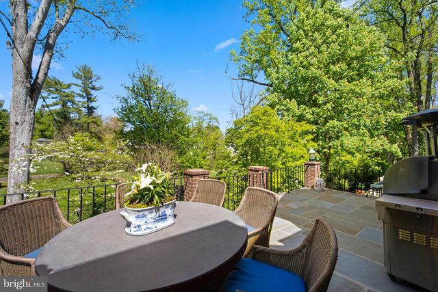 317 AIRDALE RD, Bryn Mawr, PA 19010