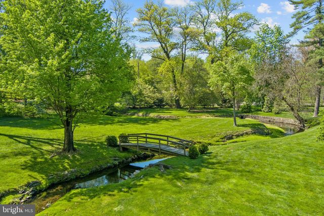 317 AIRDALE RD, Bryn Mawr, PA 19010