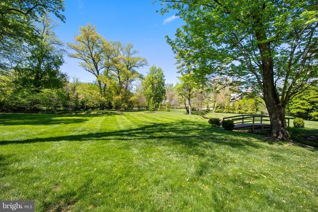 317 AIRDALE RD, Bryn Mawr, PA 19010