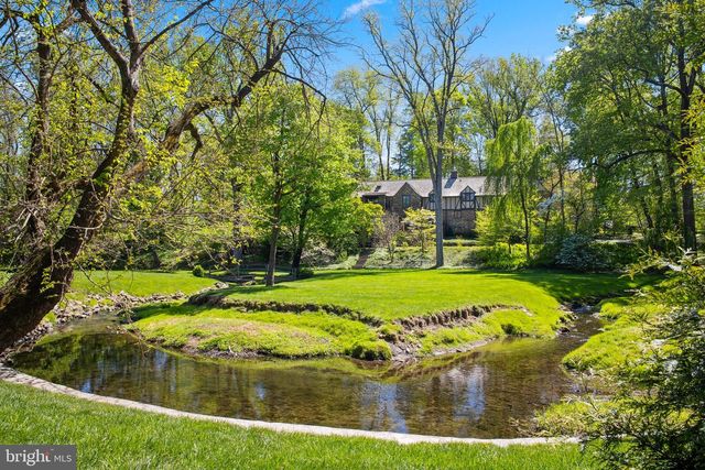 317 AIRDALE RD, Bryn Mawr, PA 19010