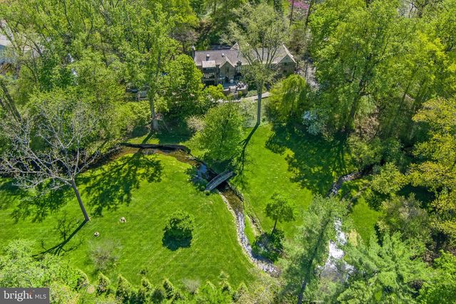 317 AIRDALE RD, Bryn Mawr, PA 19010