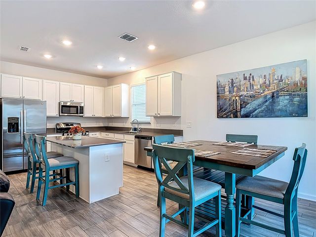 5704 BRISTLELEAF COURT, Leesburg, FL 34748