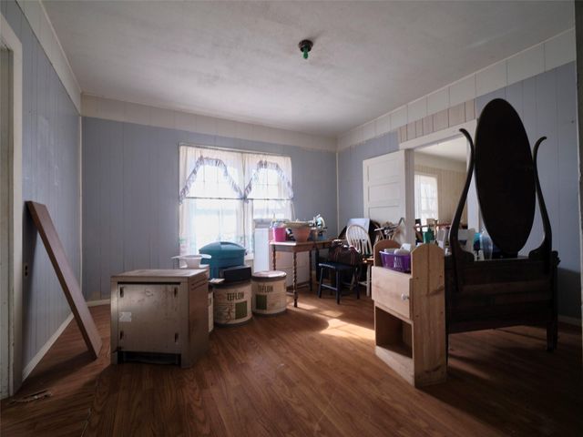 7615 Avenue J, Beasley, TX 77417