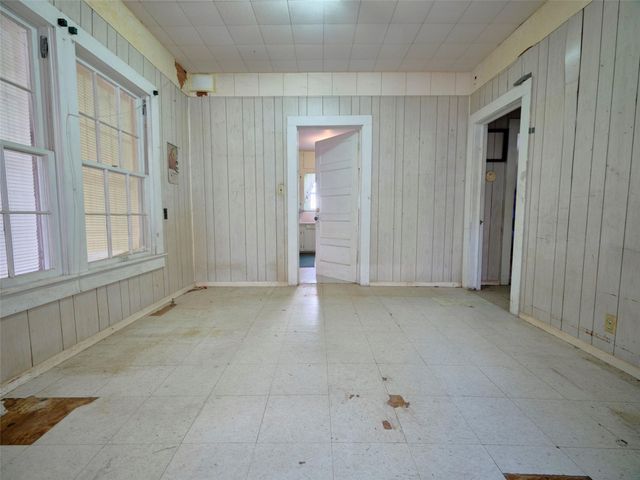 7615 Avenue J, Beasley, TX 77417