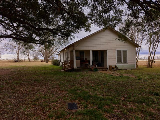 7615 Avenue J, Beasley, TX 77417