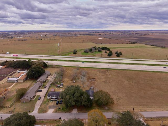 7615 Avenue J, Beasley, TX 77417