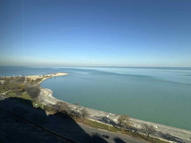 1440 N Lake Shore Drive 21E, Chicago, IL 60610